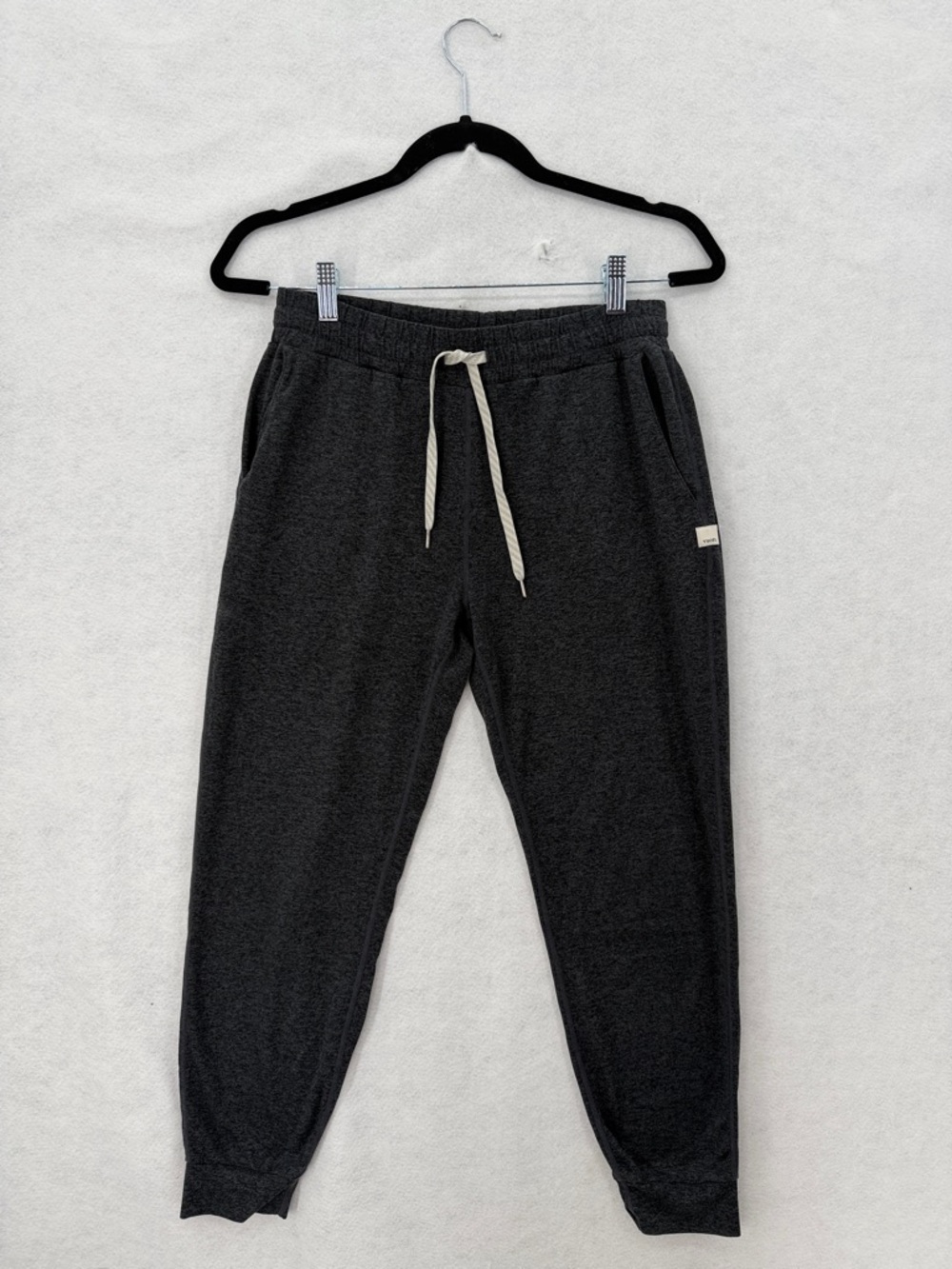 Vuori Performance Jogger DreamKnit™ Joggers Small VW303 Charcoal Heather